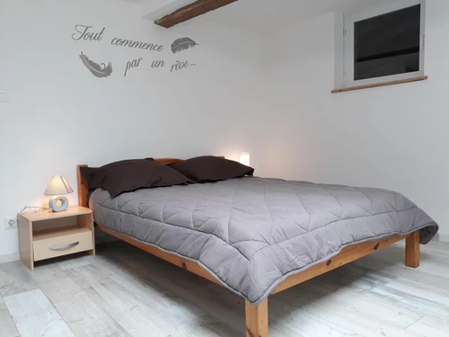 Gîte Cremeaux, 4 pièces, 6 personnes - photo_14875500246