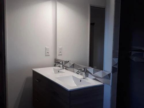 Gîte Cremeaux, 4 pièces, 6 personnes - photo_14875500246