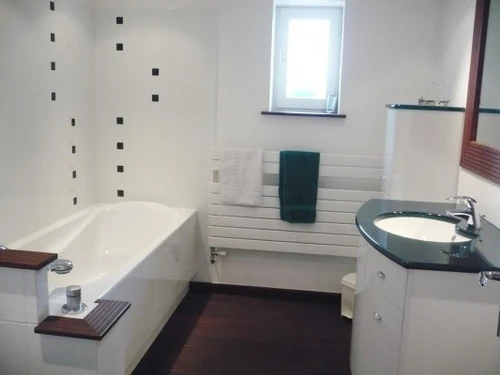 Gasthaus Renaison, 3 Schlafzimmer, 6 Personen - photo_14213407670