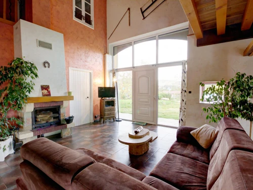 Gîte Saint-Priest-la-Prugne, 5 pièces, 8 personnes - photo_14264051462