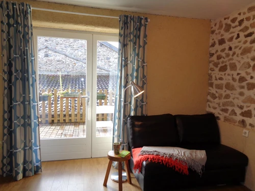 Studio Saint-Priest-la-Prugne, studio flat, 2 persons - photo_15049916874