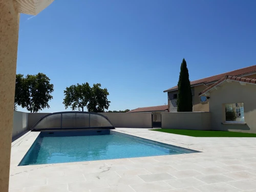 Gite Chalain-le-Comtal, 2 bedrooms, 6 persons - photo_16113647696