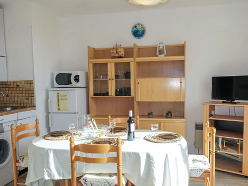 Apartment Fleury-Saint-Pierre-la-Mer, 2 bedrooms, 4 persons - photo_709196833