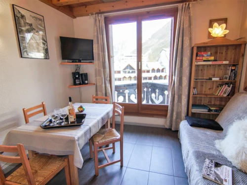 Apartment Chamonix-Mont-Blanc, studio flat, 4 persons - photo_12045941777