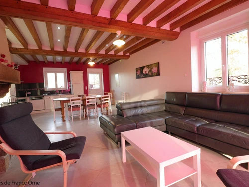 Gasthaus Juvigny-Val-d'Andaine, 4 Schlafzimmer, 9 Personen - photo_14367910237