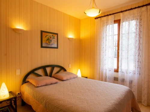 Gite Bassillac et Auberoche, 2 bedrooms, 4 persons - photo_15472257059