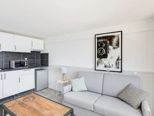 Apartment Le Lavandou, studio flat, 2 persons - photo_13610388719