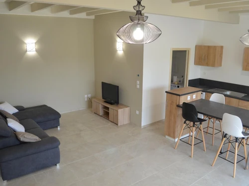 Gite Chalain-le-Comtal, 2 bedrooms, 6 persons - photo_16113647696