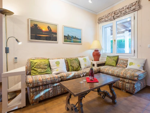 Apartamento Oliva, 3 dormitorios, 6 personas - photo_3001308245