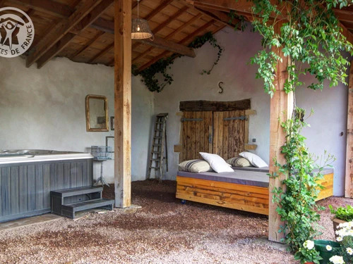 Gîte Saint-Germain-Lespinasse, 7 pièces, 14 personnes - photo_14189025824