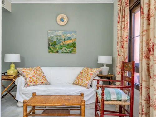 Apartamento Estepona, 2 dormitorios, 4 personas - photo_17678898848