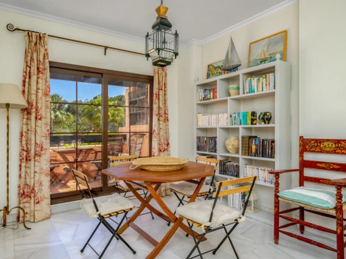 Apartamento Estepona, 2 dormitorios, 4 personas - photo_17678898848