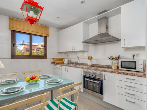 Apartamento Estepona, 2 dormitorios, 4 personas - photo_17678898848