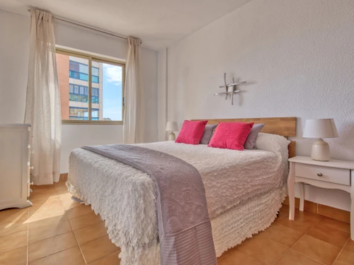 Ferienwohnung Calp, 2 Schlafzimmer, 4 Personen - photo_14207835185