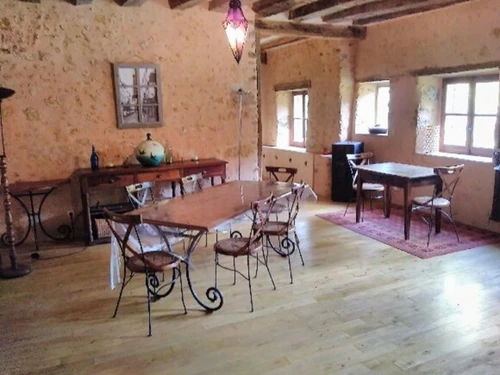 Gasthaus Le Tronchet, 3 Schlafzimmer, 6 Personen - photo_14984566581