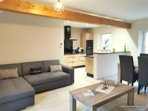 Gîte Thiel-sur-Acolin, 3 pièces, 4 personnes - photo_16437532917