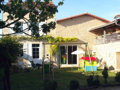 Casa rural Villefagnan, 3 dormitorios, 6 personas - photo_18272635147