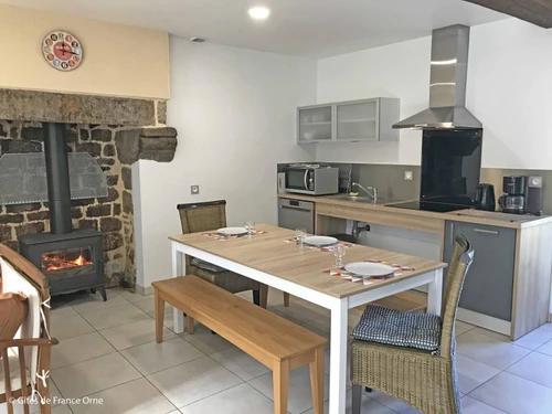 Gasthaus Saint-Fraimbault, 3 Schlafzimmer, 7 Personen - photo_14189020749