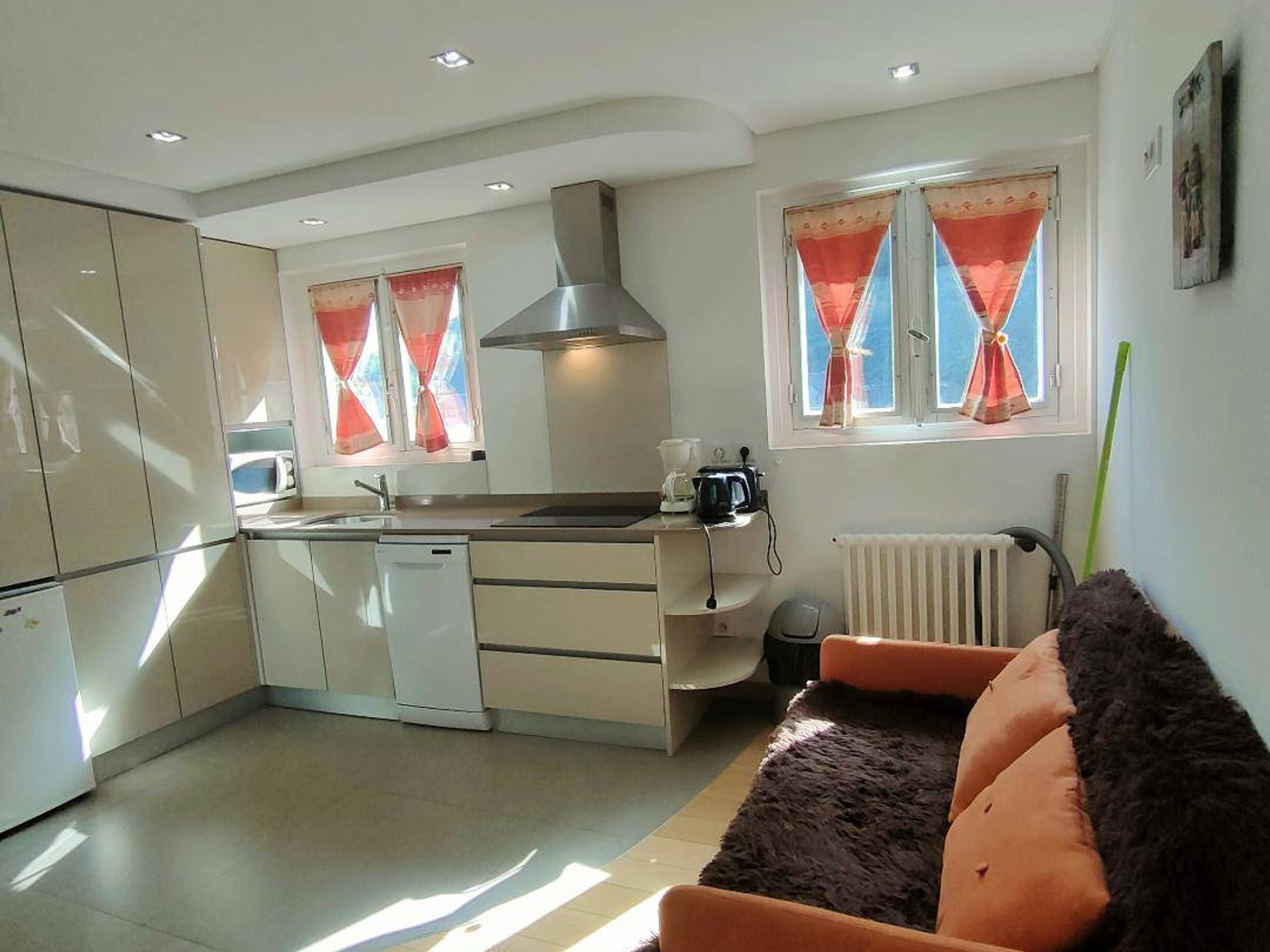 2 PIECES / 1 chambre / 2 pers / CAUTERETS
