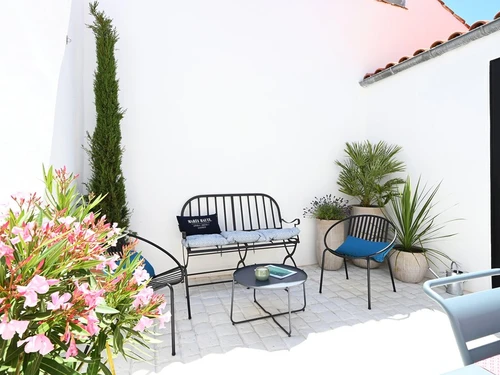 Villa Les Portes-en-Ré, 2 bedrooms, 4 persons - photo_17702951415
