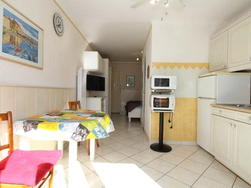 Apartment Balaruc-les-Bains, studio flat, 2 persons - photo_14783742370