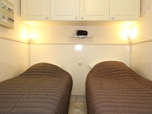 Apartment Balaruc-les-Bains, studio flat, 2 persons - photo_14783742370