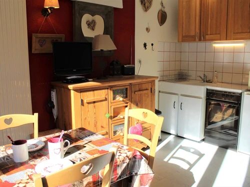 Apartment Vars, studio flat, 4 persons - photo_14500140951