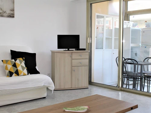 Apartment Villeneuve-Loubet, studio flat, 4 persons - photo_17490618908