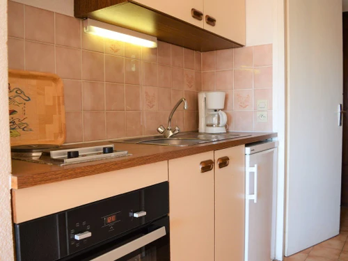 Apartment Le Lavandou, studio flat, 4 persons - photo_12782347661