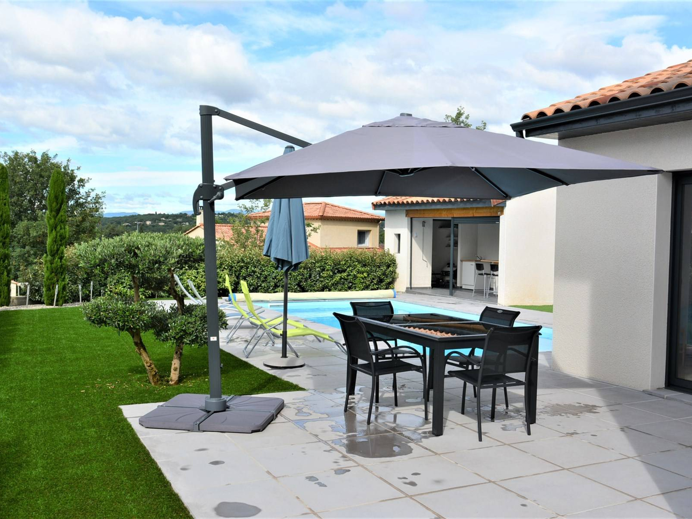 Villa climatisée avec piscine  6 couchages    Ardeche Drôme