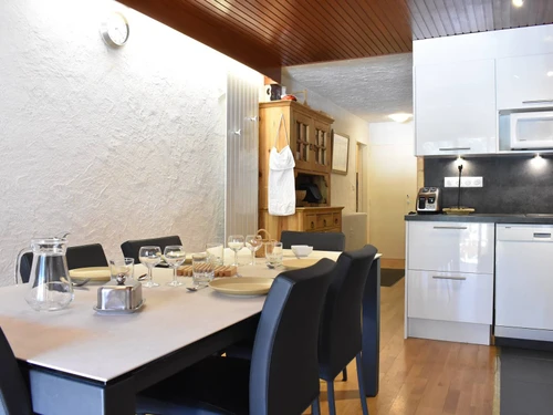 Apartment Méribel, 3 bedrooms, 8 persons - photo_12985772