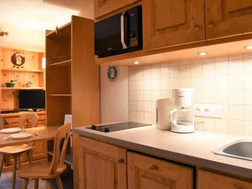 Apartment Méribel, studio flat, 3 persons - photo_12961910