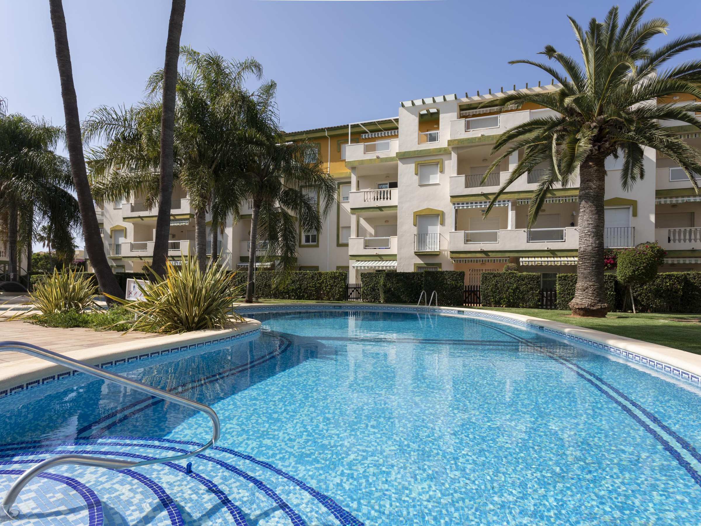 Acogedor apartamento en planta baja de dos dormitorios