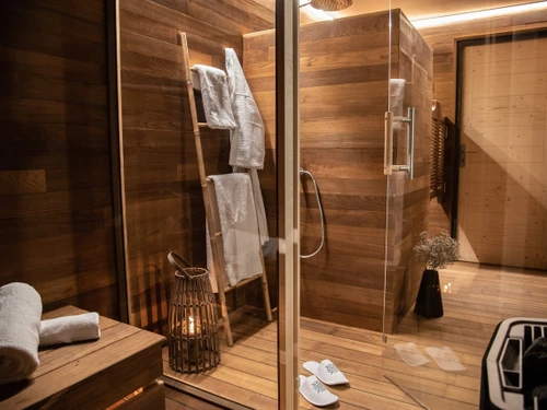 Chalet Châtel, 5 bedrooms, 10 persons - photo_15413003586