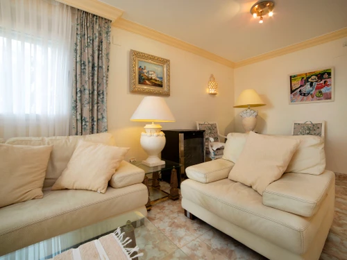 Ferienwohnung Calp, 2 Schlafzimmer, 4 Personen - photo_709816138