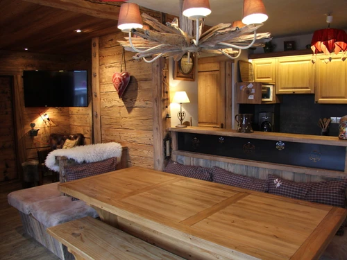 Apartment La Clusaz, 4 bedrooms, 9 persons - photo_13747544768