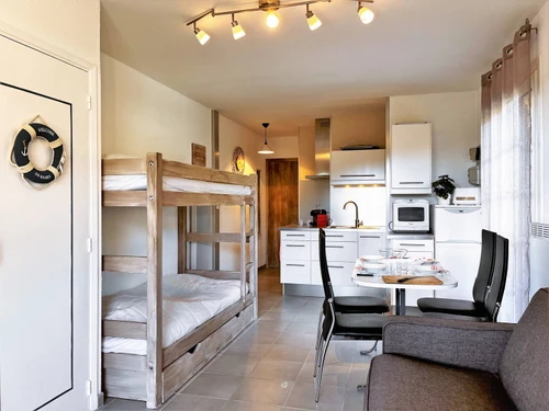 Appartement Le Lavandou, 1 pièce, 4 personnes - photo_16402330448