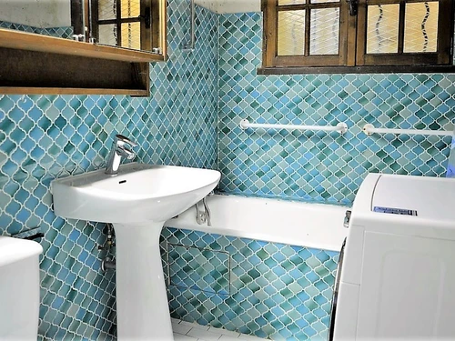 Villa Rayol-Canadel-sur-Mer, 2 bedrooms, 6 persons - photo_18794357909