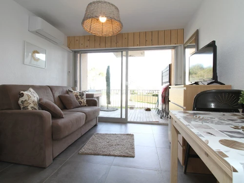 Studio Balaruc-les-Bains, studio flat, 2 persons - photo_18877023899