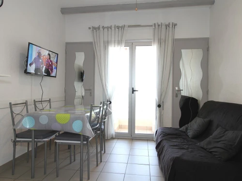 Apartment Balaruc-les-Bains, studio flat, 2 persons - photo_18877033681