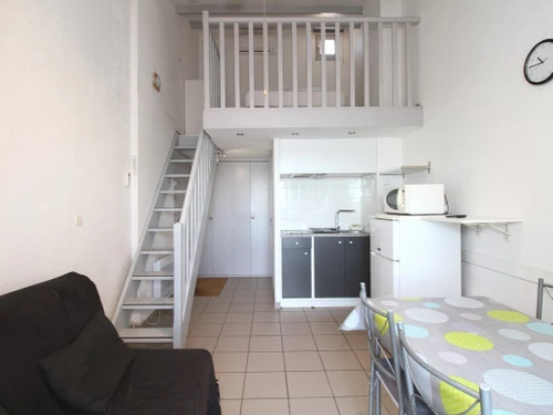 Apartment Balaruc-les-Bains, studio flat, 2 persons - photo_18877033681