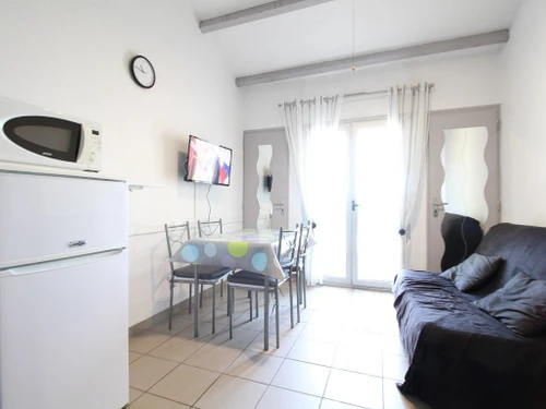 Apartment Balaruc-les-Bains, studio flat, 2 persons - photo_18877033681