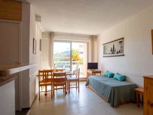 Apartment Bormes-les-Mimosas, 1 bedroom, 4 persons - photo_710078060
