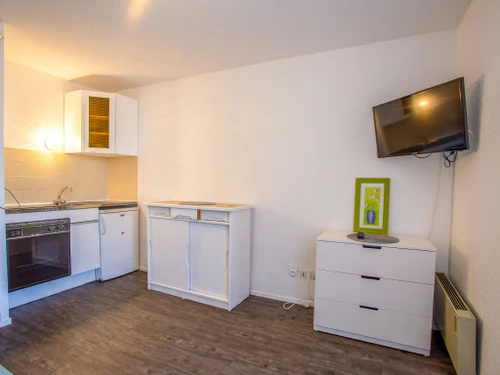 Apartment Bormes-les-Mimosas, studio flat, 2 persons - photo_11605294378