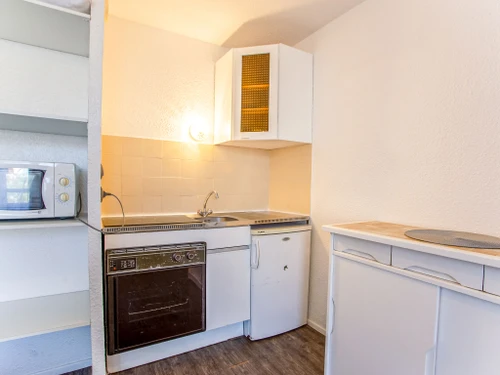 Apartment Bormes-les-Mimosas, studio flat, 2 persons - photo_11605294378