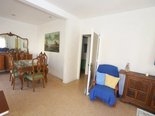 Apartment Salou, 4 bedrooms, 8 persons - photo_17136713384