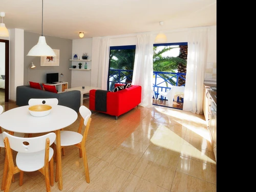 Apartamento Arrecife, 2 dormitorios, 4 personas - photo_17136727613