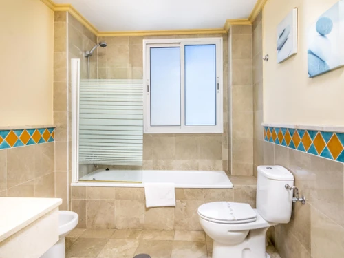 Apartamento Marbella, 3 dormitorios, 6 personas - photo_17163258047