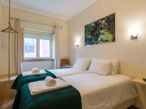 Apartment Lisbon, 3 bedrooms, 6 persons - photo_17325390630