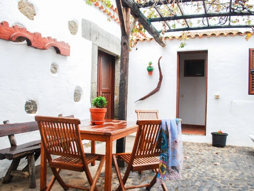 Villa Agüimes, 2 dormitorios, 4 personas - photo_18225703939